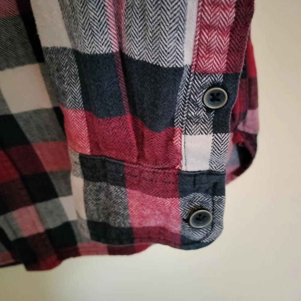 Jachs Set Of 2 Mens Cotton Flannel Mens Shirts M Check Plaid Modern Outdoorsy